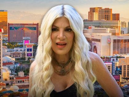tori spelling vegas main getty