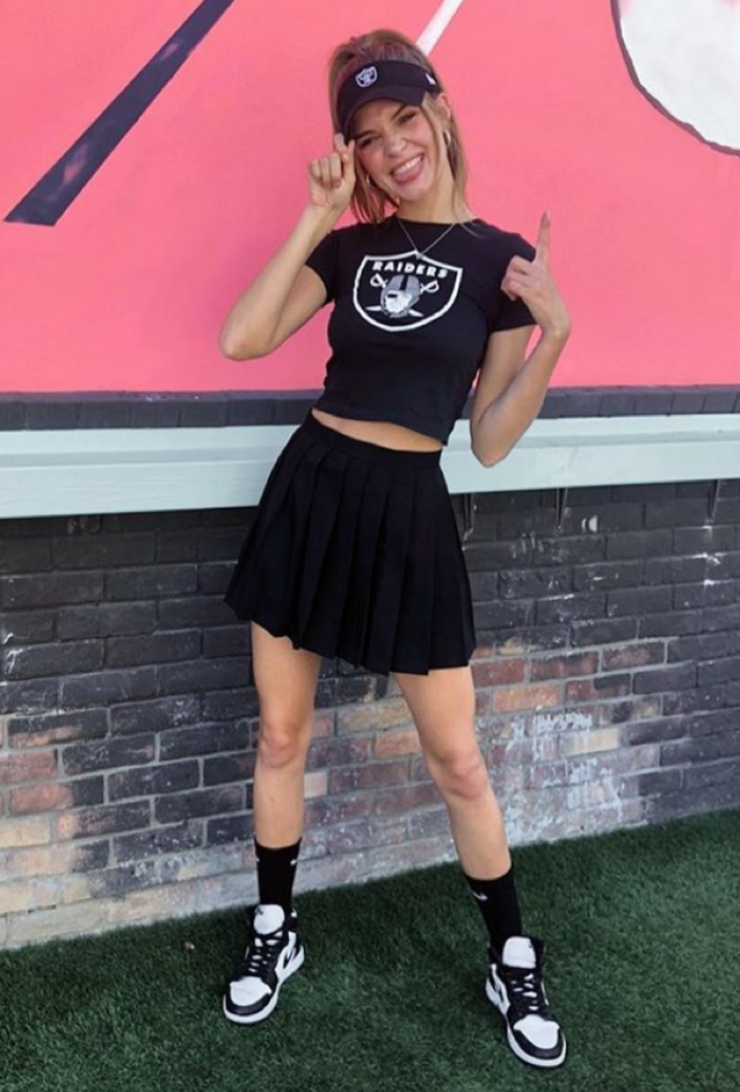 Josephine Skriver is the type of super model I can get behind! : r/raiders