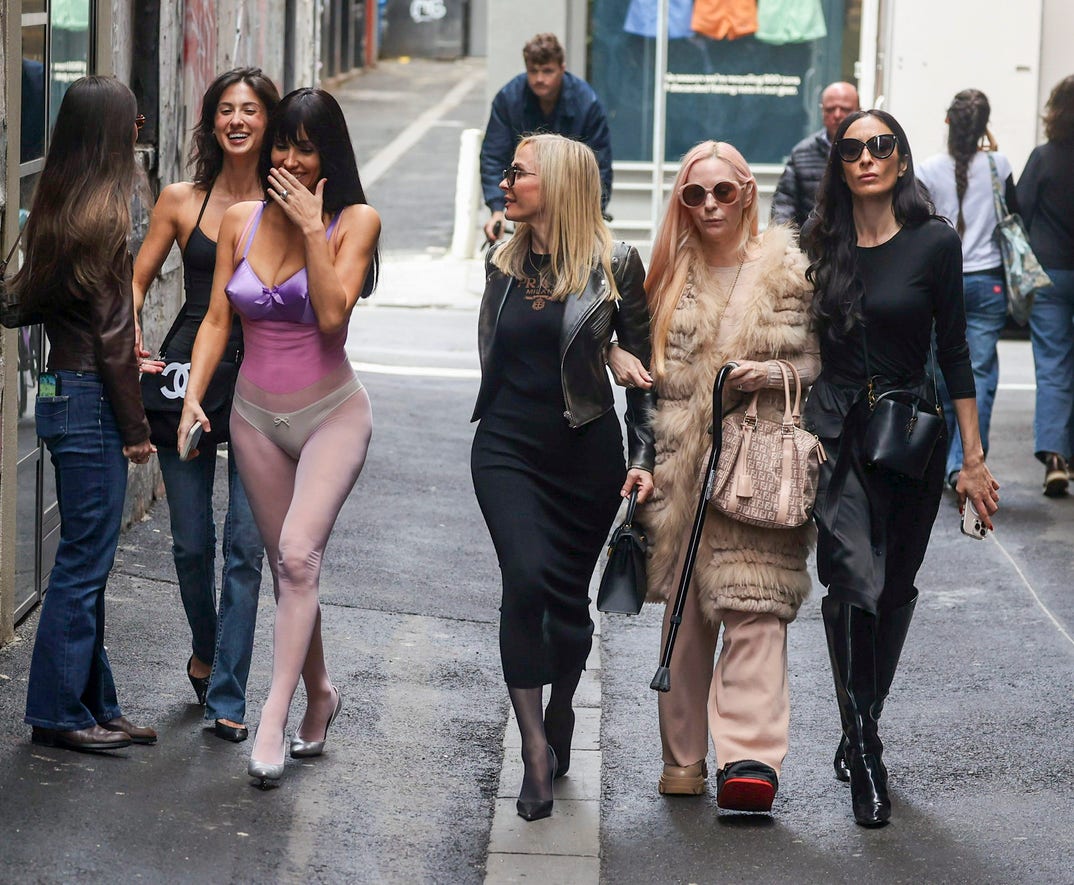 MM_Keeping_Up_With_Th_549-50