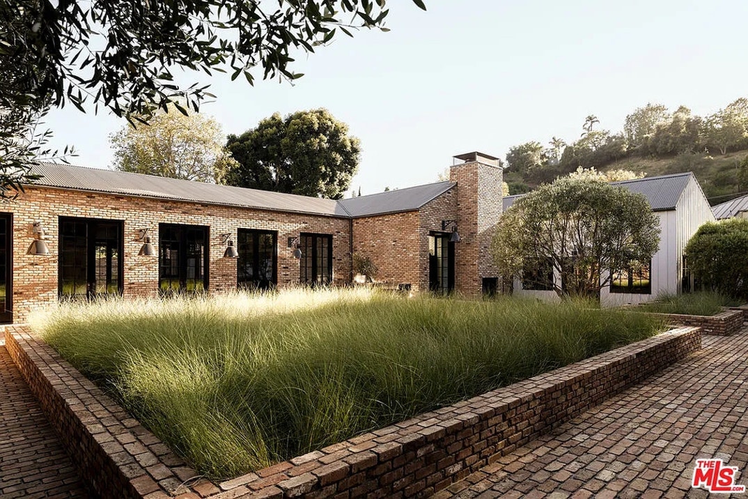 Diane Keaton New Home 13