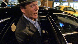 Kiefer Sutherland to Charlie Sheen -- At Least ONE of Us Has a Diploma!