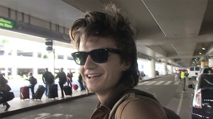 012817_joe_keery_kal