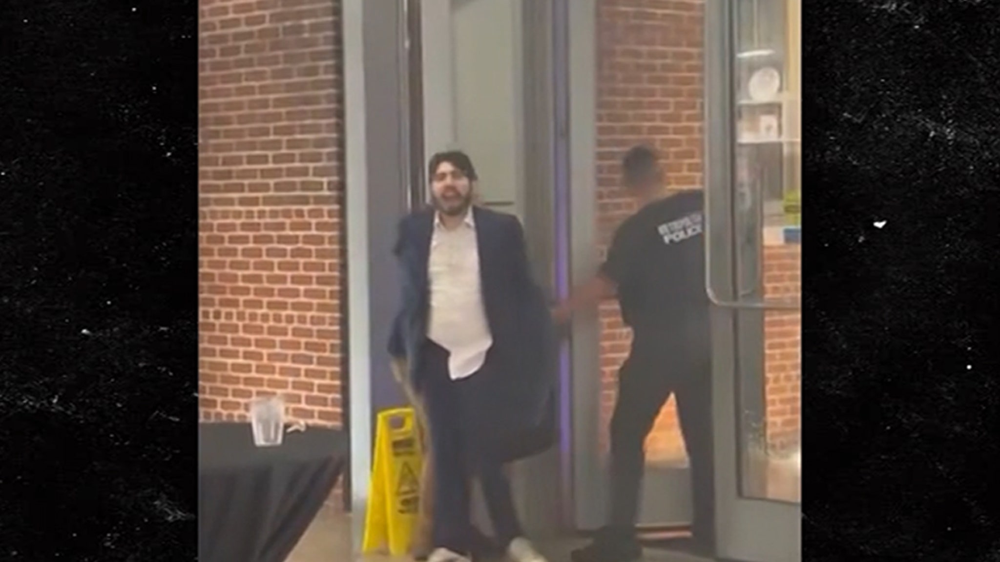 Suspected Jewish Museum Shooter Arrested, Screams 'Free Palestine,' on Video
