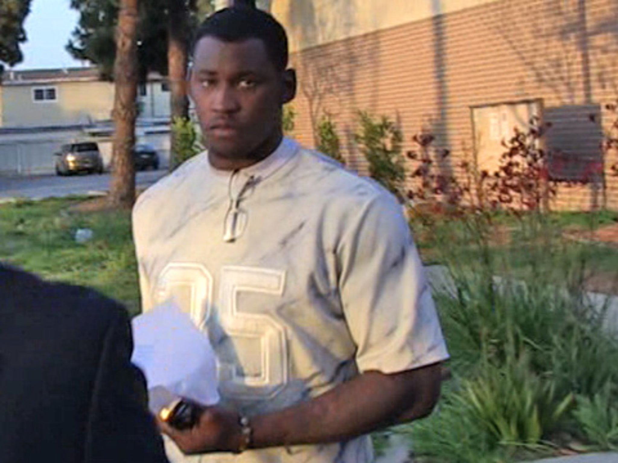 49ers' Aldon Smith takes plea on gun, DUI charges