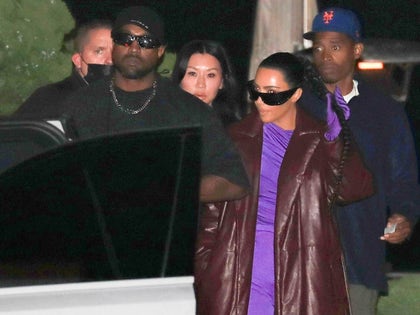 1001-kim-kardashian-kanye-west-dining-nobu-photos-primary-2