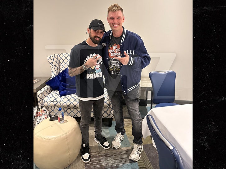 Nick Carter con un fan de Who's I am Tour