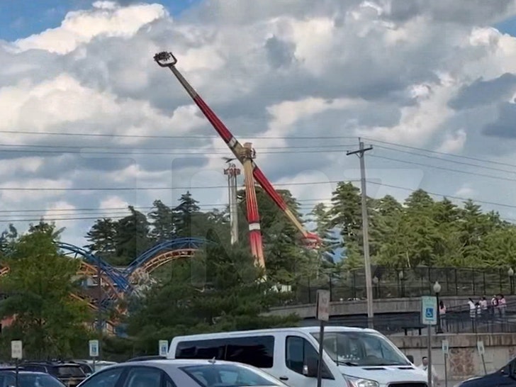 six-flags-ride-stuck-2-06-26-2026