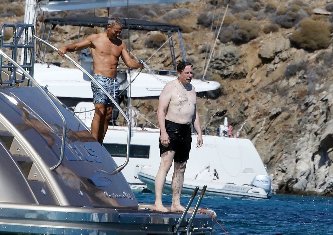 Elon Musk Vacations On Yacht in Mykonos