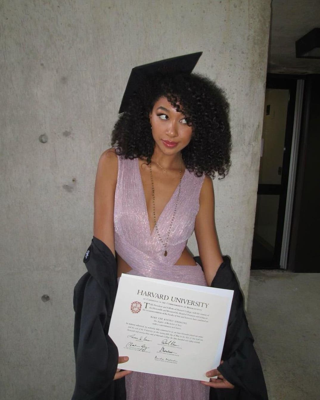 Aoki Lee Simmons