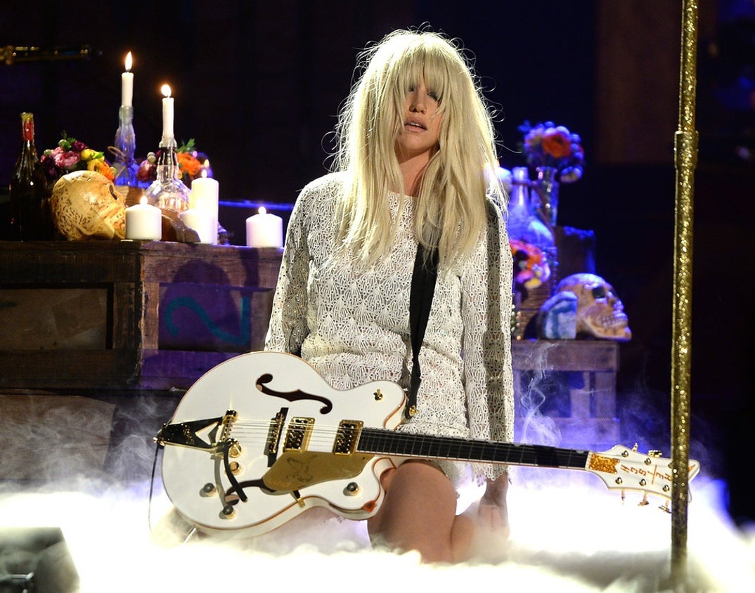 Kesha Performance Pics 5