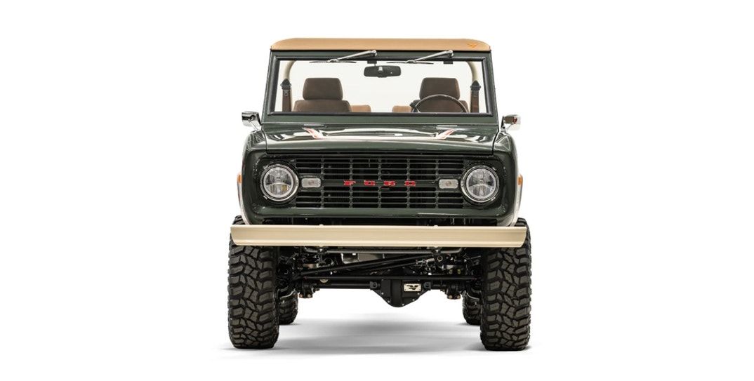 Kim Kardashian Bronco 9