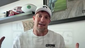 rob-gronkowski-patriots-primary-04-14-25