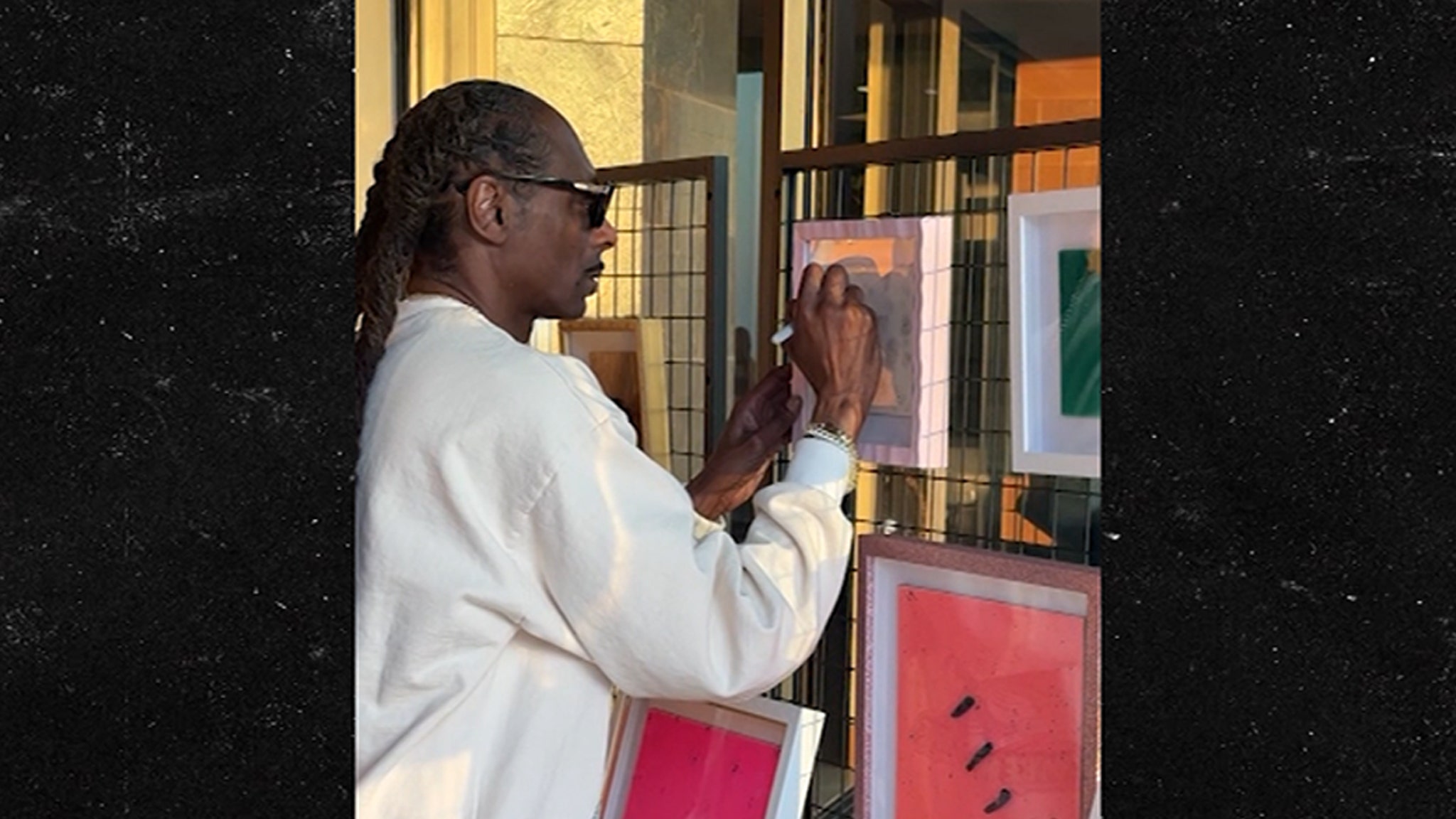 Snoop Dogg Commissions Artist to Turn Leftover Blunt Roaches