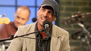 0922-daniel-powter-memba-them-primary_720