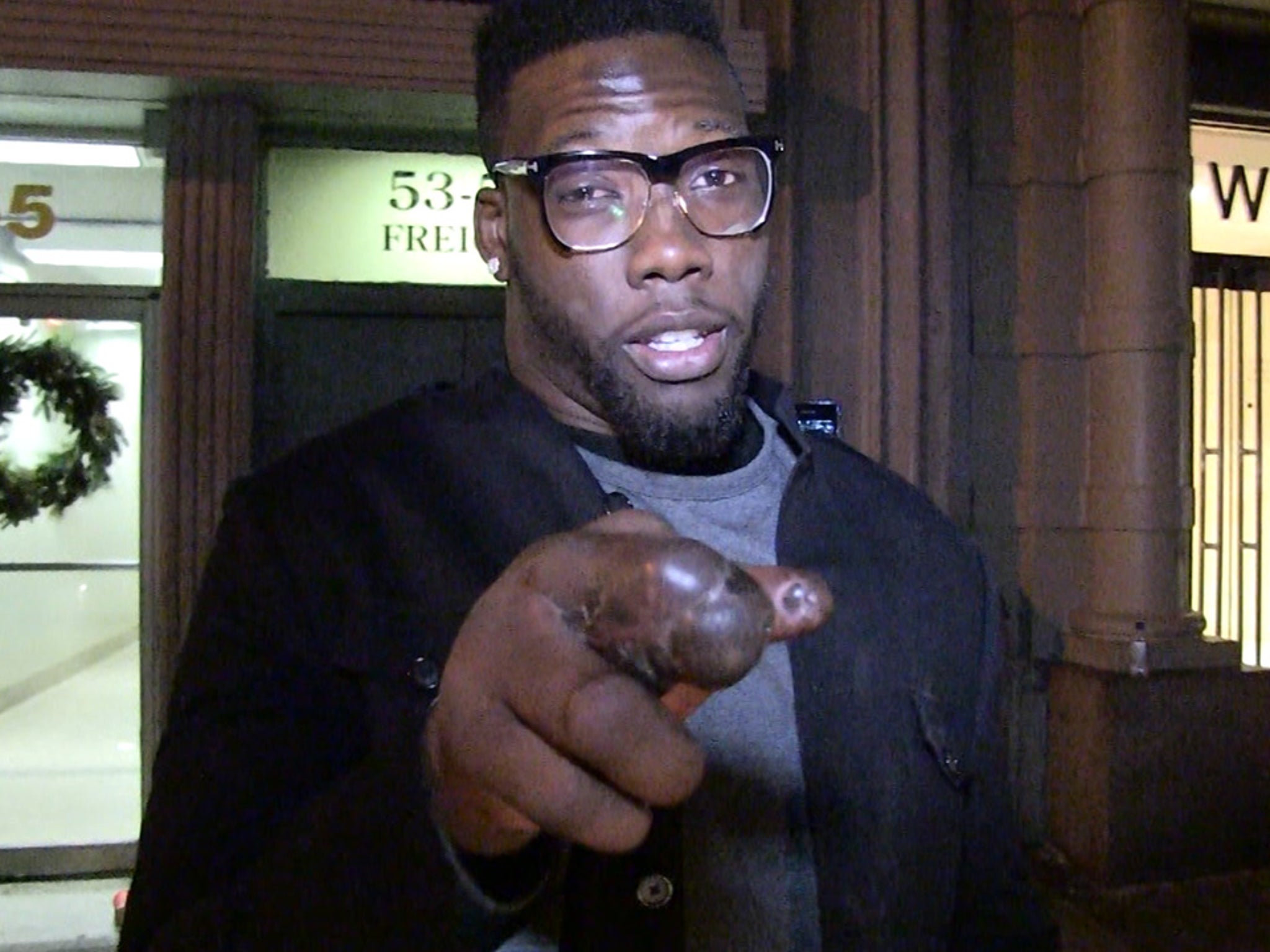 What happened to Jason Pierre-Paul's hand? The real story 