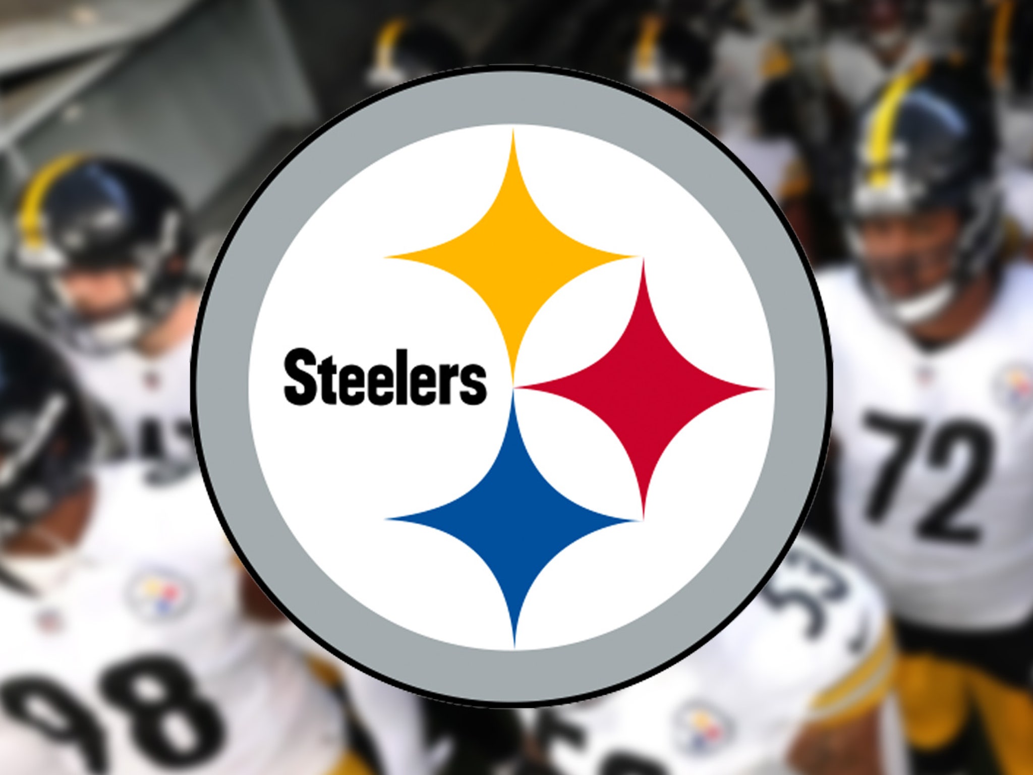 Pittsburgh Steelers' player Alejandro Villanueva is a hero among