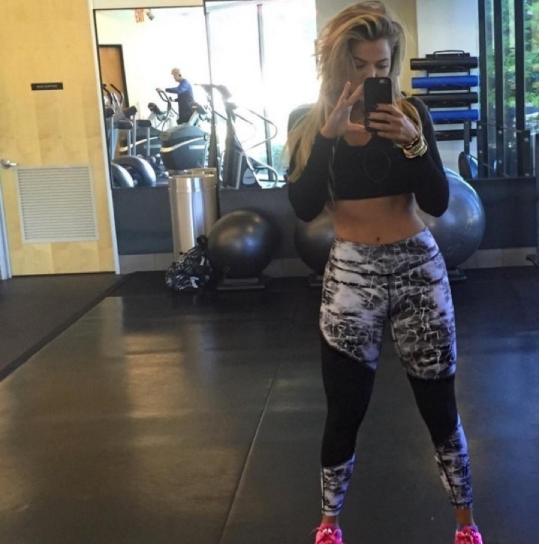 0623_khloe_kardashian_insta04