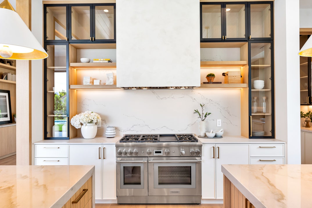 Allison Holker home 14
