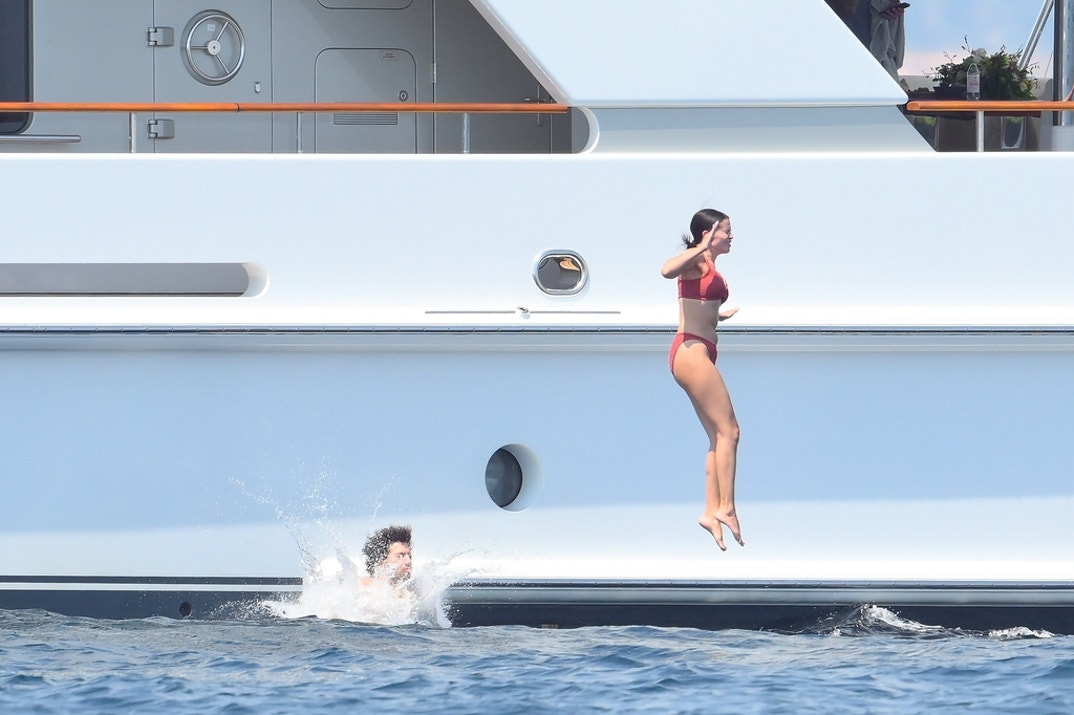 Selena Gomez Benny Blanco Yacht 1