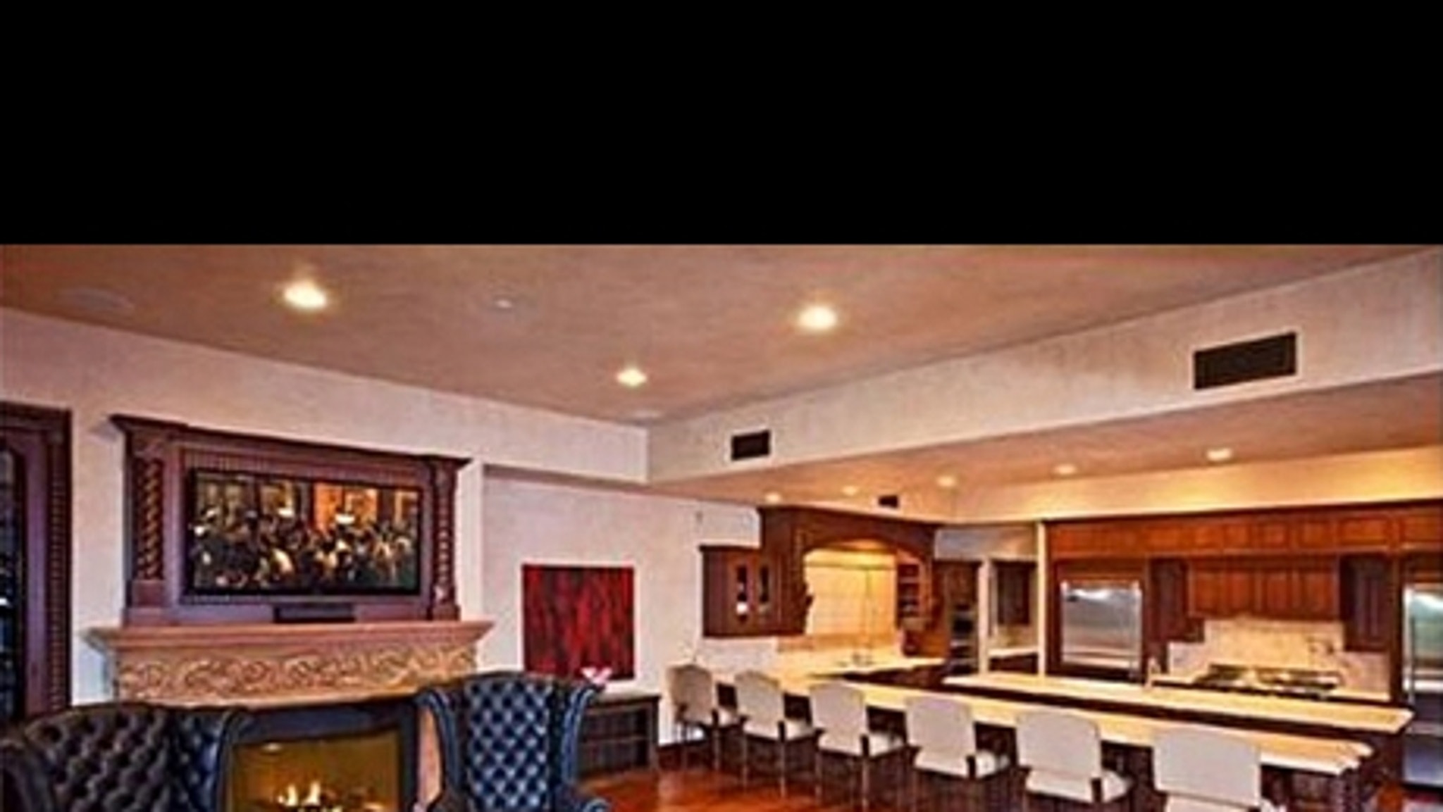 Avril Lavigne House For Sale Photo Gallery