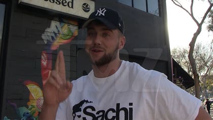 020322-harry-jowsey-kal