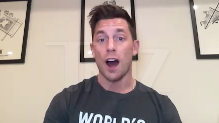 111325 boné alto.jpg