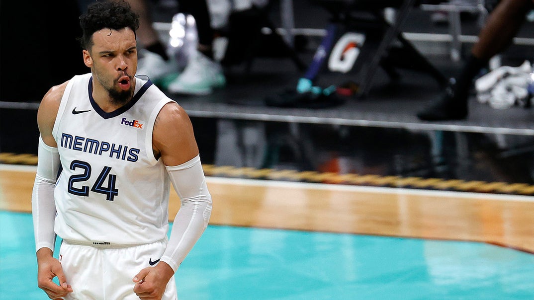 0306-Dillon-Brooks-On-The-Court-PRIMARY