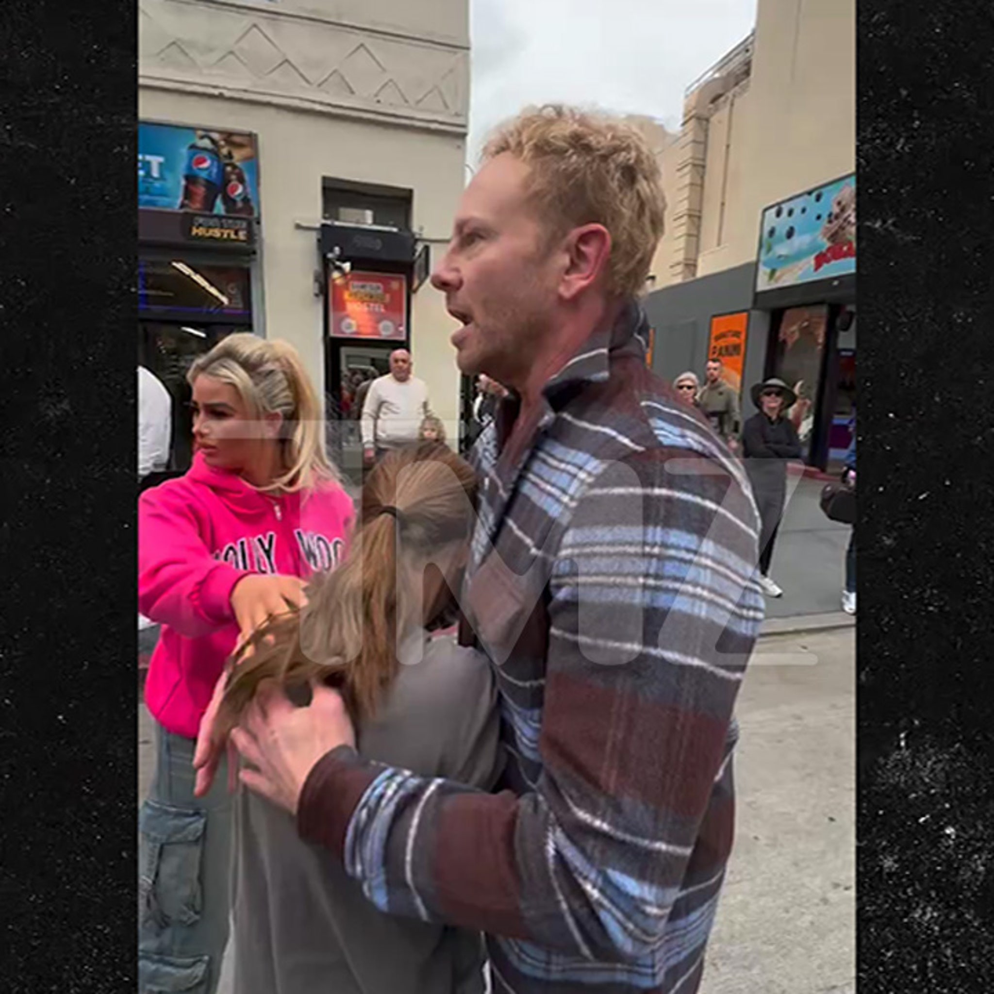 \, image size:2048x2048