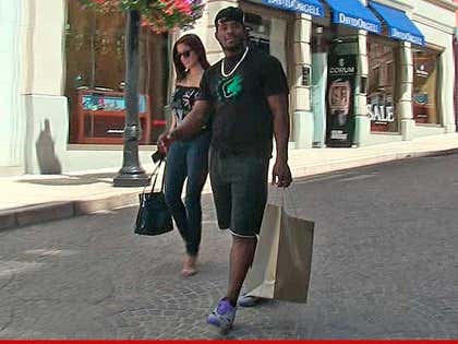 0901-puig-gf-walking-tmz