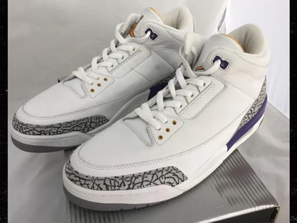 0808-kobe-bryant-jordans-ebay