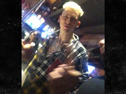 091518_mgk_fight_primary