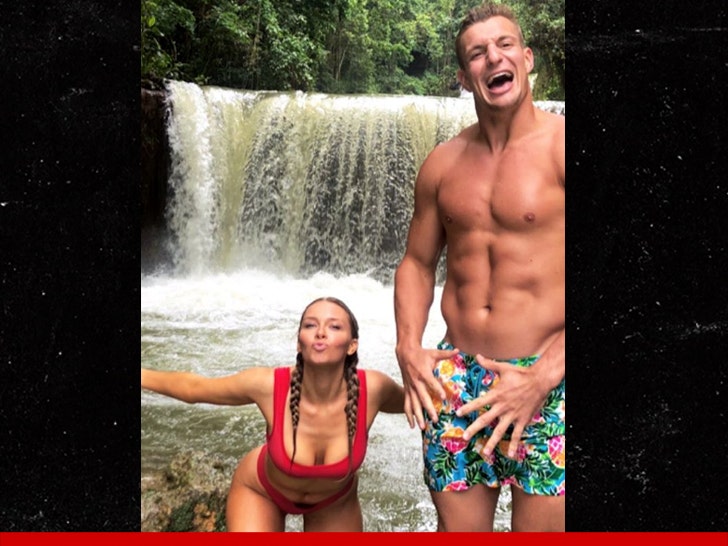 Photos: Rob Gronkowski's Girlfriend Shares New SI Swimsuit Pictures - The  Spun: What's Trending In The Sports World Today