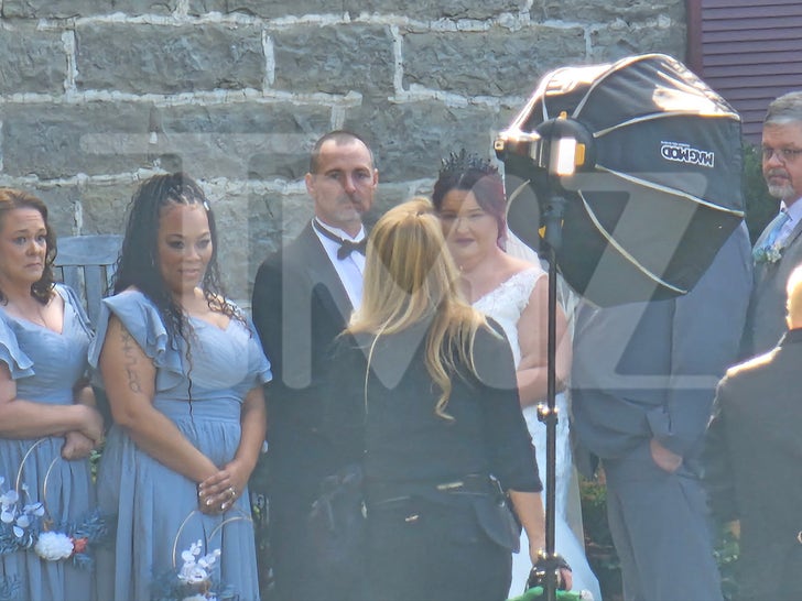 '1000-lb Sisters' Star Amy Slaton Gets Married