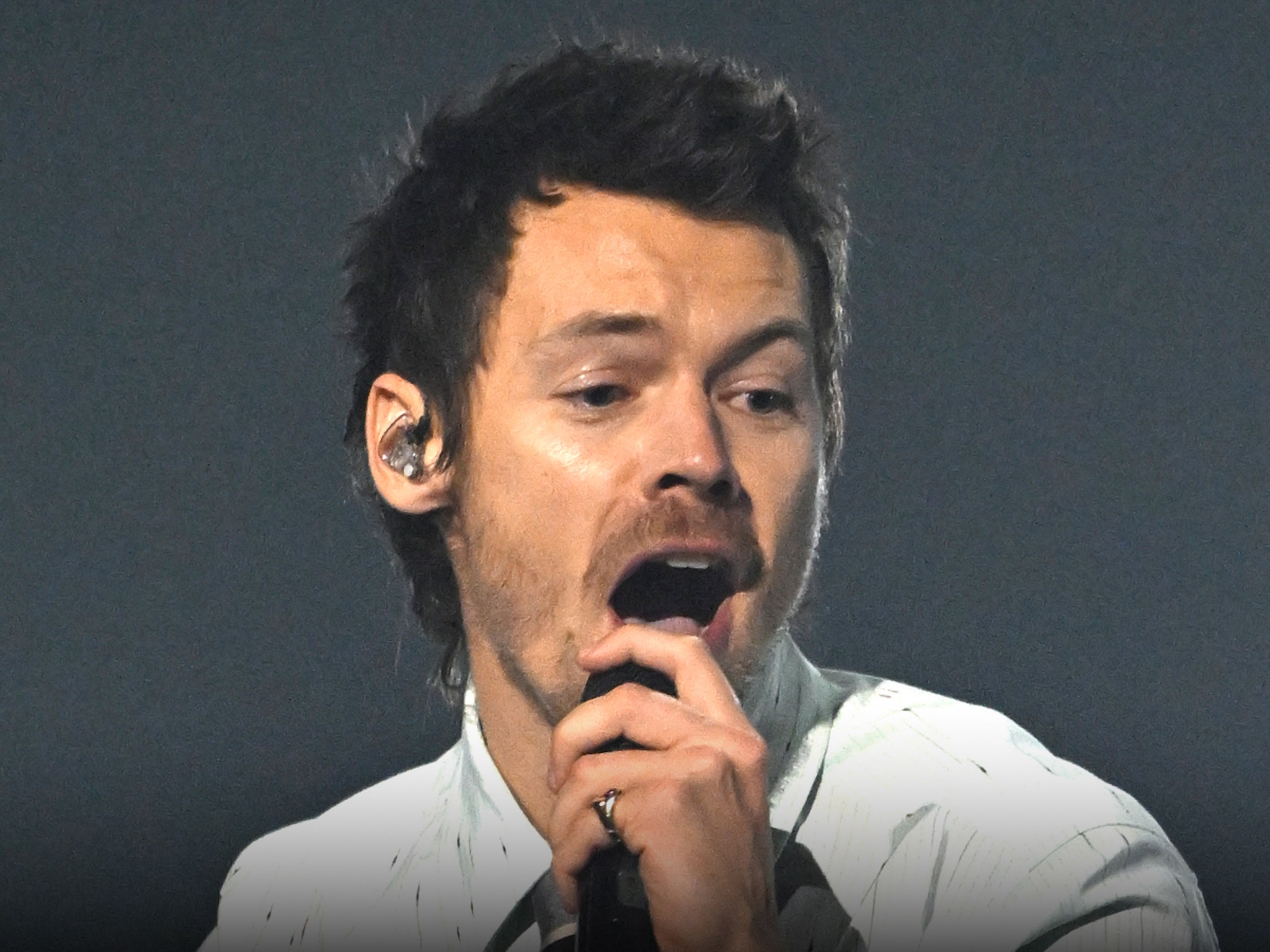 Harry Styles Slips on Stage During Mexico City Concert, After