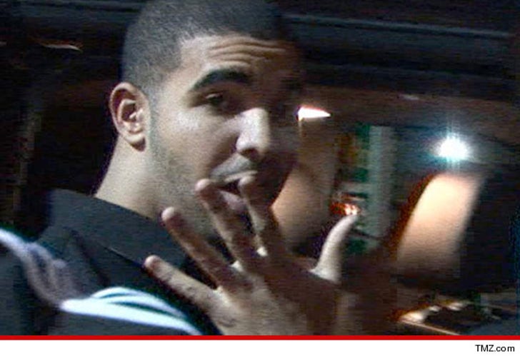 Drake's Entourage -- We Will NOT Cooperate with Police :: 0614-drake-bar-fight-article-1