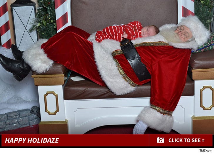 TMZ's Annual Santa Snapshot Contest