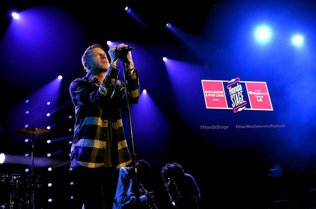 0822 Macklemore Performance Photos 7