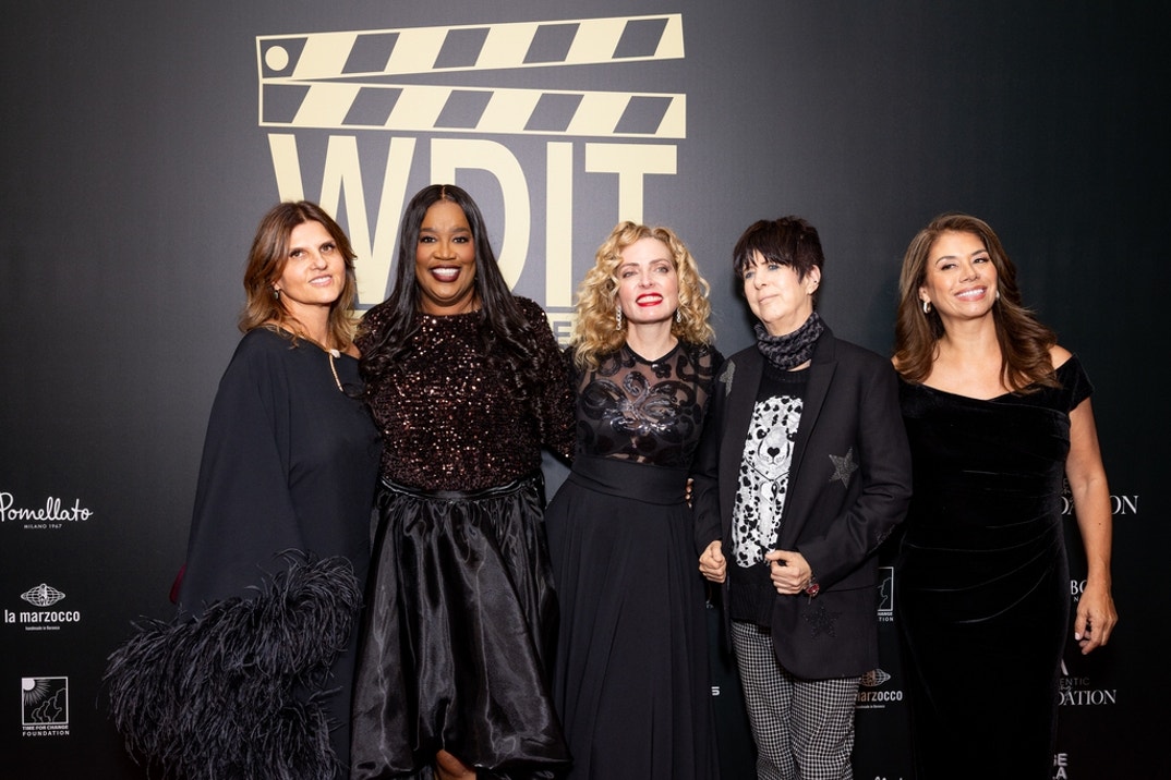 1119 We Do It Together 7