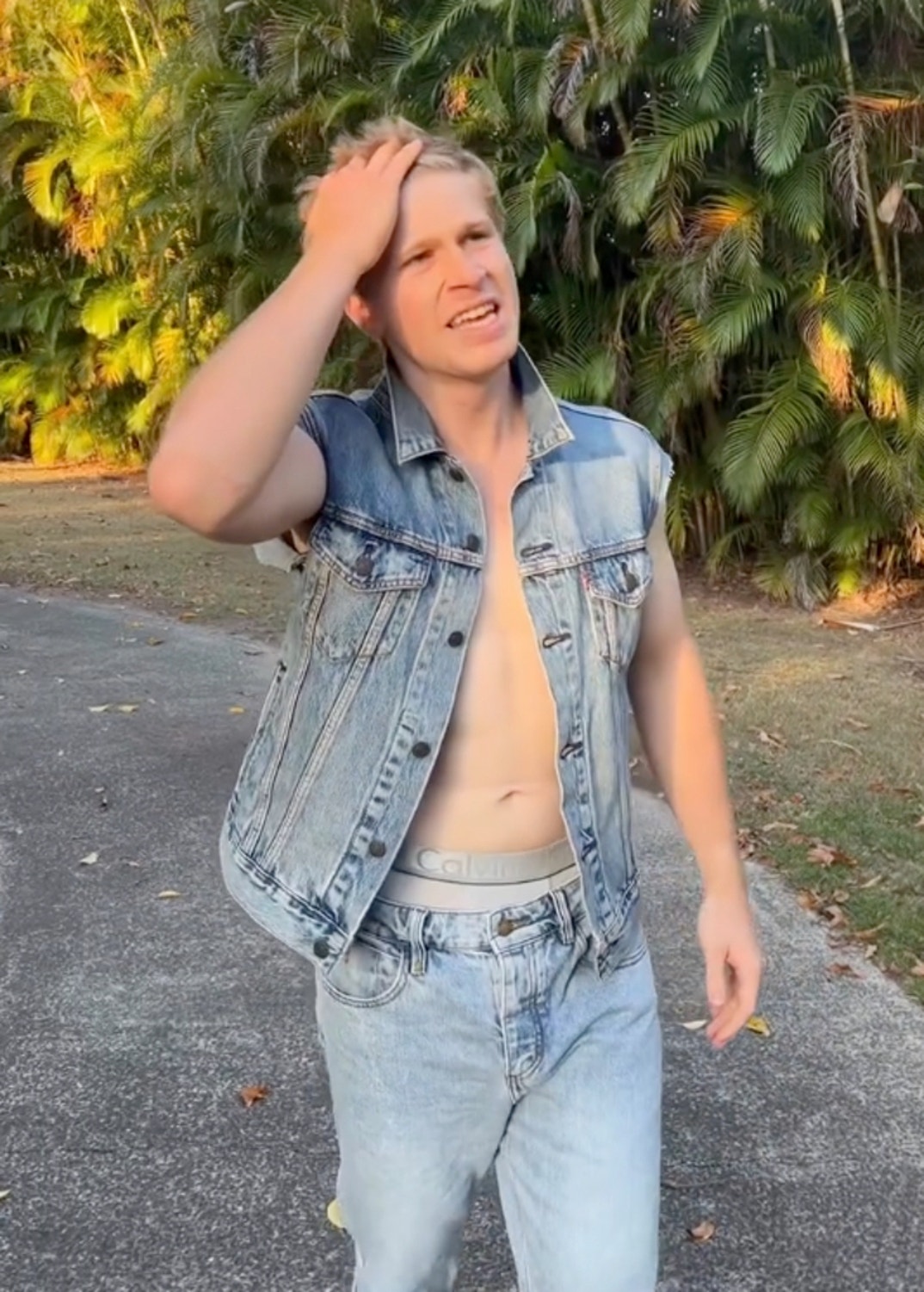 Robert Irwin Sexy Social Shots 7