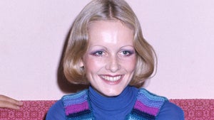1126-twiggy-memba-them-primary_720