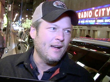 032916-blake-shelton-tmz-02