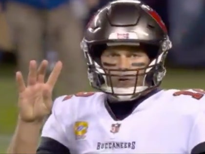 1009-tom-brady-tampa-twitter-01