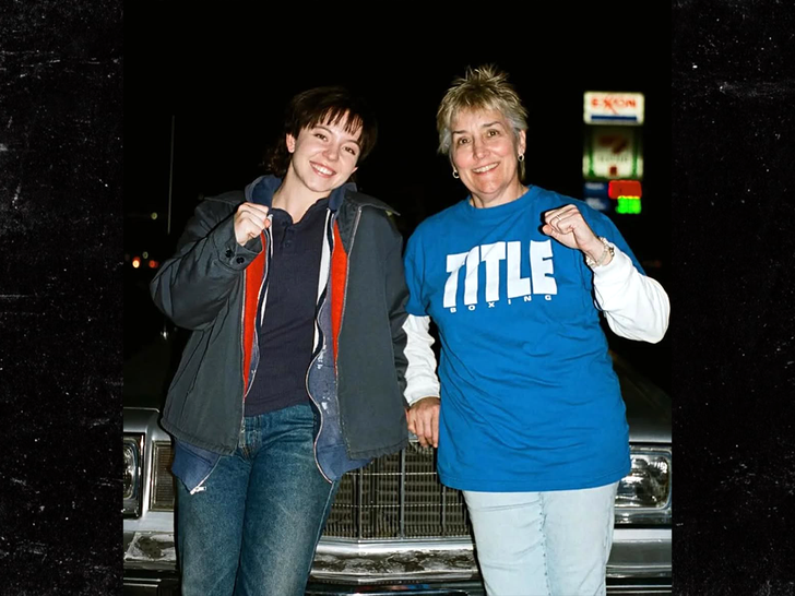 sydney sweeney christy martin instagram sub