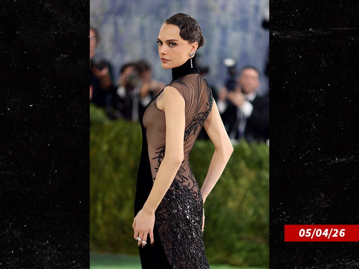 sub-Cara-Delevingne-getty-1