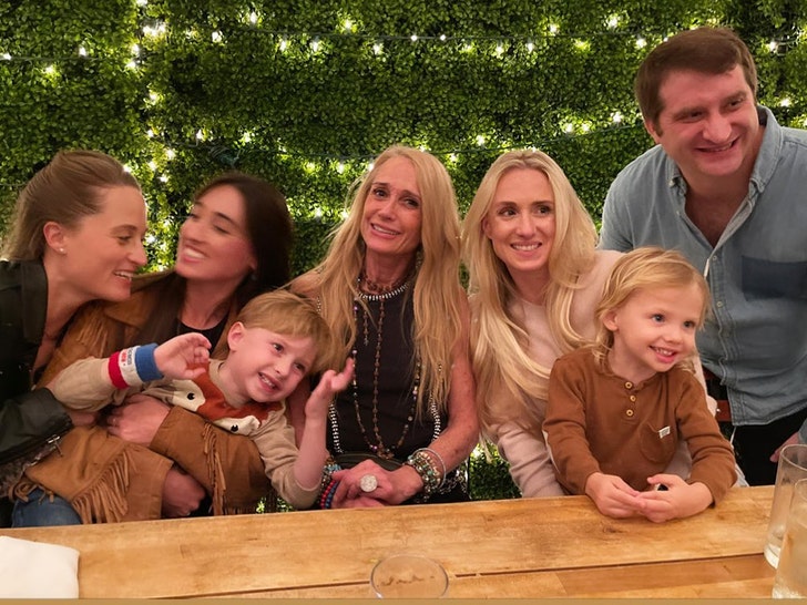 kim richars with family instagram