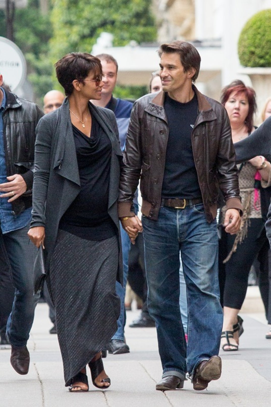 0805_halle_berry_olivie_martinez10