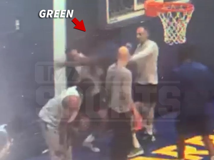 Draymond Green Allegedly Called Poole 'Bitch' at Practice Before Punch