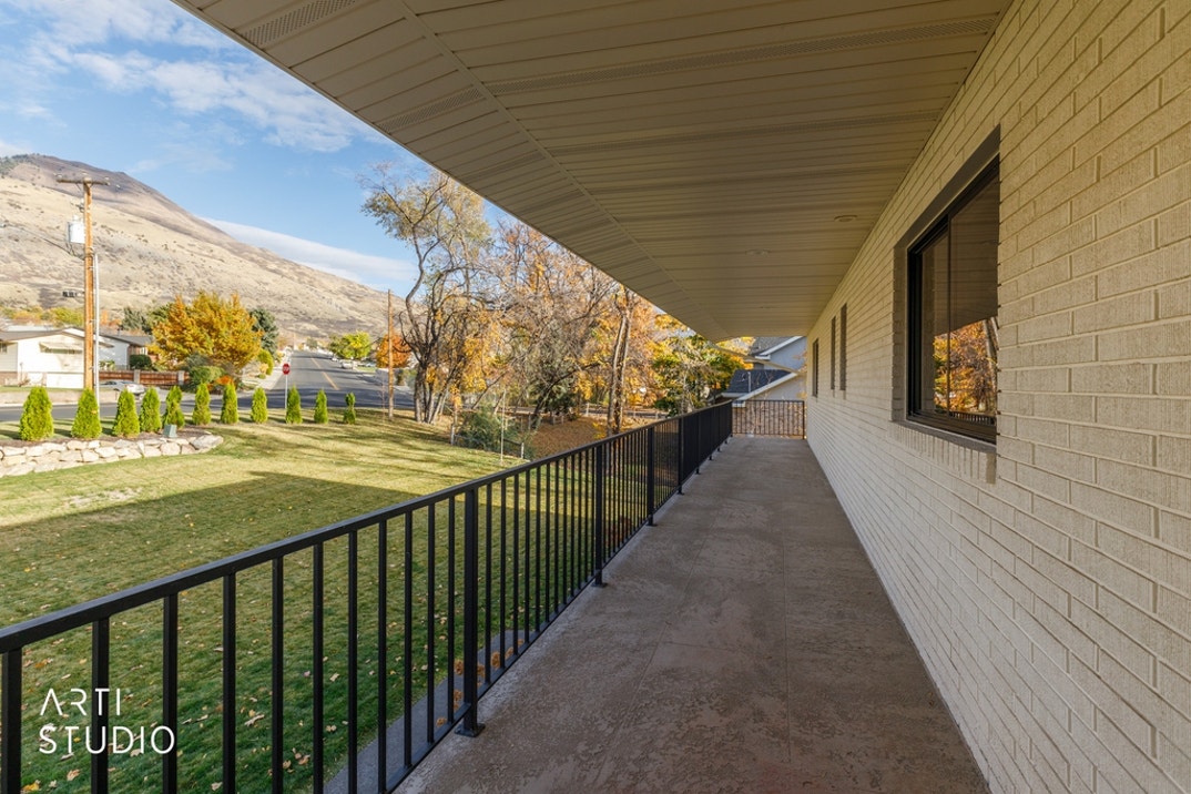 essi & Jordan Ngatikaura House 49