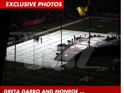 0130_superbowl_launch_ex