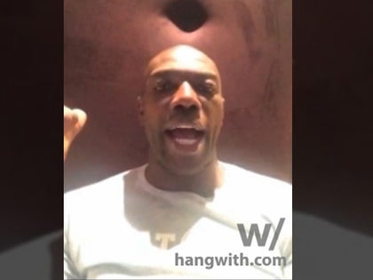 032514_terrell_owens_hangwith_primary